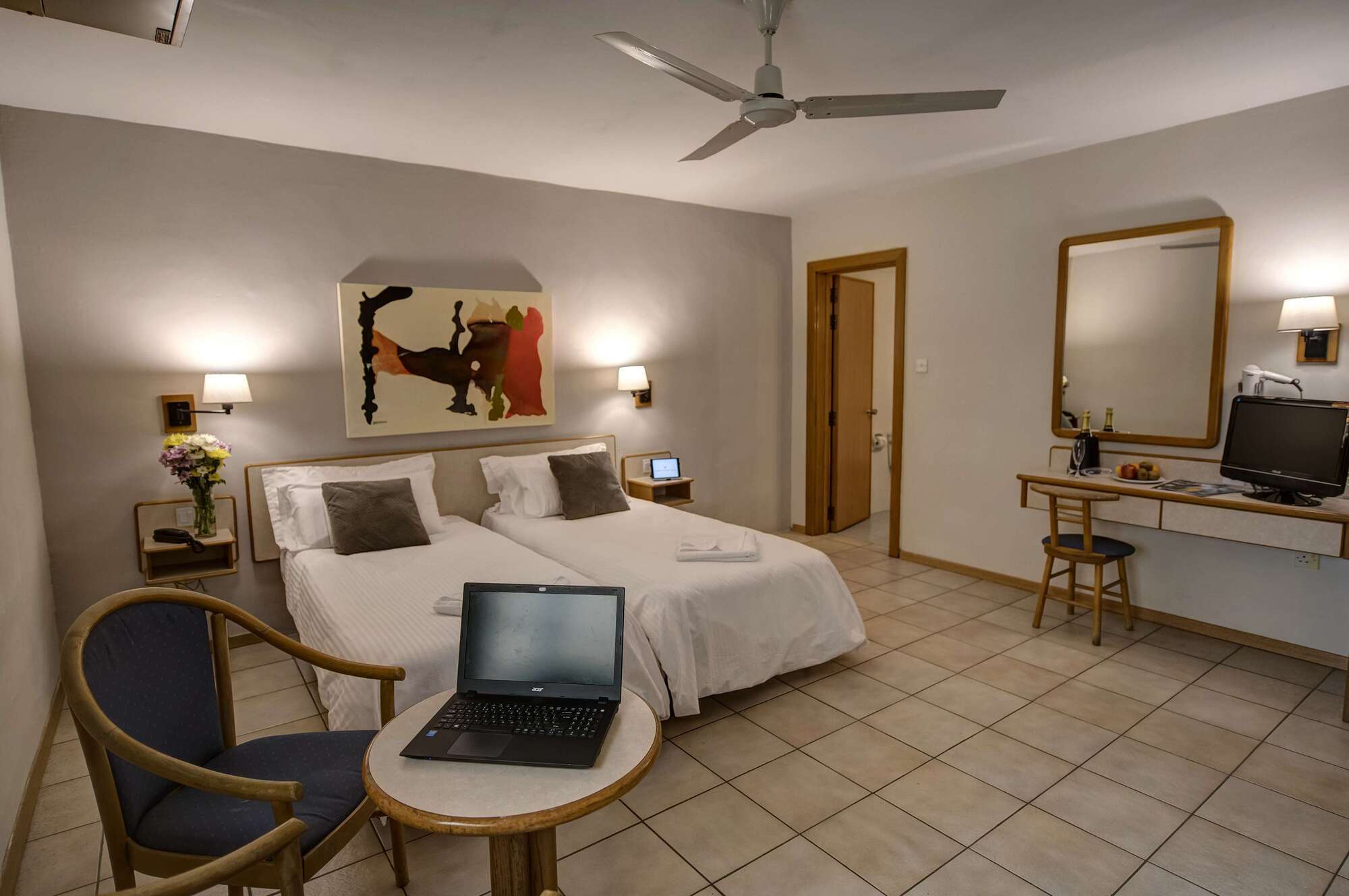 สเลียมา ชาเลต์ โฮเต็ล Hotel สลีมา ภายนอก รูปภาพ